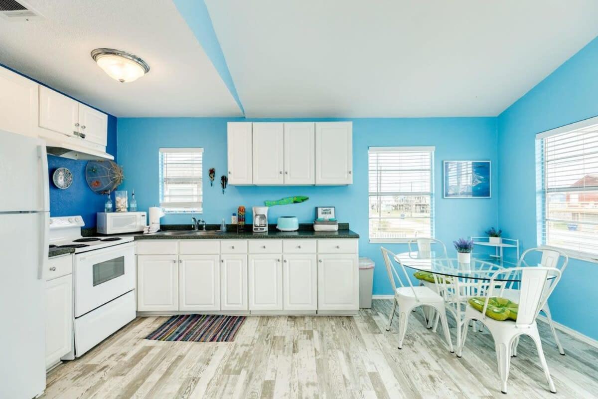 Fun In The Sun! Cozy Beach Pad, Gulf Views And Easy Access To The Sand! サーフサイド・ビーチ エクステリア 写真